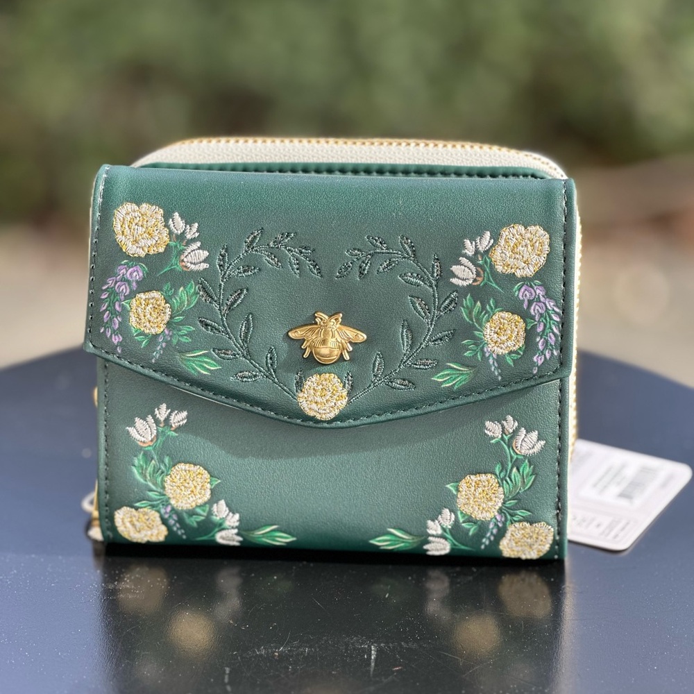 Loungefly Netflix Bridgeton Green Floral Embroidered Satchel & Matching Wallet - Picture 5 of 7